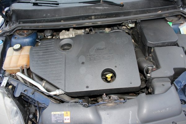 Drzwi przód lewe Ford Focus MK2 Lift 2008 Kombi (Blazer Blue)