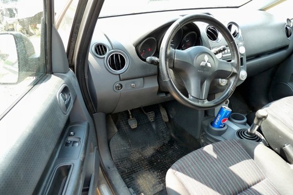 Lusterko lewe Mitsubishi Colt VI Z30 2007 Hatchback 5-drzwi (5-PIN, Kod lakieru: A98)