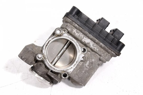 Przepustnica Mercedes Vaneo W414 2002 1.9i 166991