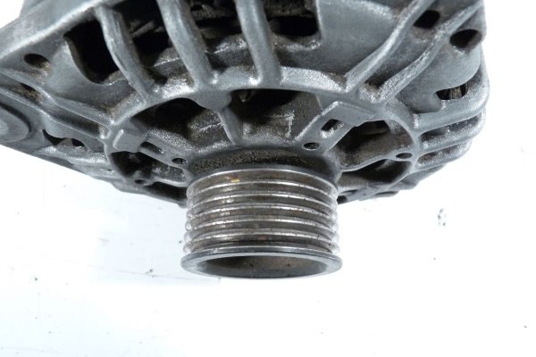 _Alternator Renault Master II 2002 2.5DCI (125 A)