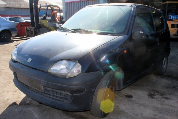 Fiat Seicento 2000 1.1i Hatchback 3-drzwi [B/C]