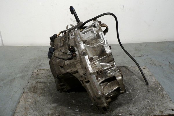 Skrzynia biegów - Opel - Zafira - zdjęcie 2