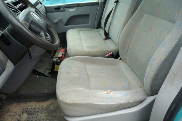 Drzwi przód lewe VW Transporter T5 2005 Bus (kod lakieru: LL6T)