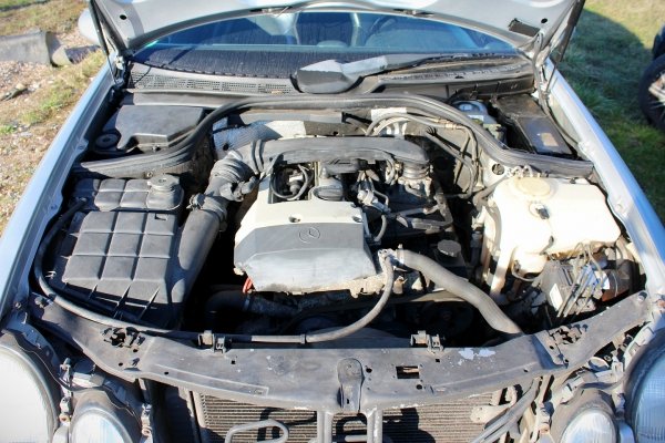 Podnośnik szyby przód prawy Mercedes CLK W208 1999 Cabrio