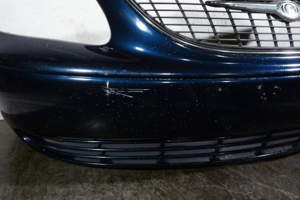 Zderzak przód Chrysler Voyager 2003 Van 