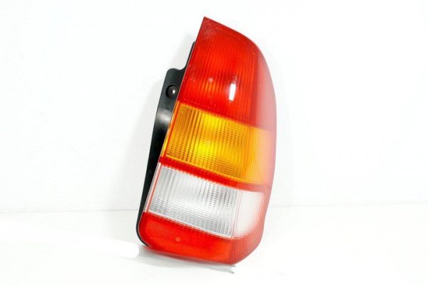 Lampa tył prawa Mitsubishi Space Star DG0 2000