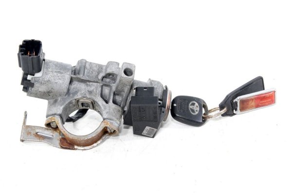 Stacyjka kluczyk - Toyota - Avensis - zdjęcie 3