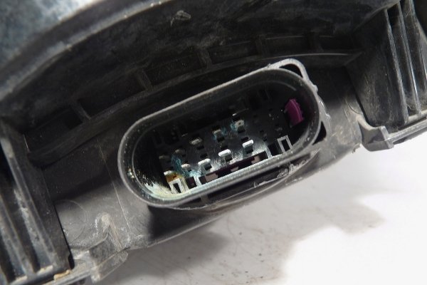 Reflektor lewy xenon Ford Mondeo MK4 2010 Kombi 