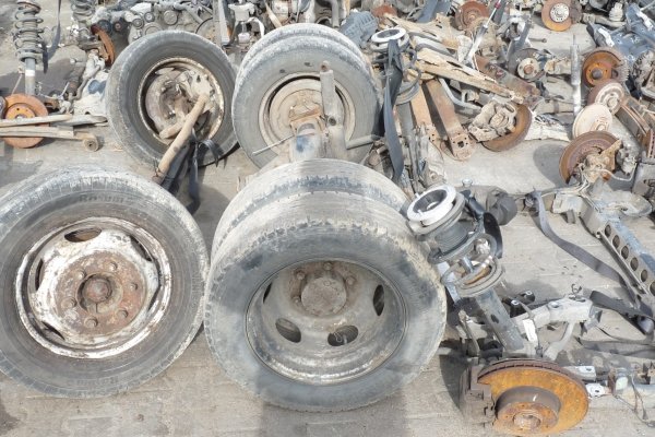 _Most dyfer oś zawieszenie tył Mitsubishi Canter VI 2000 2.8TD 4M40-2AT 