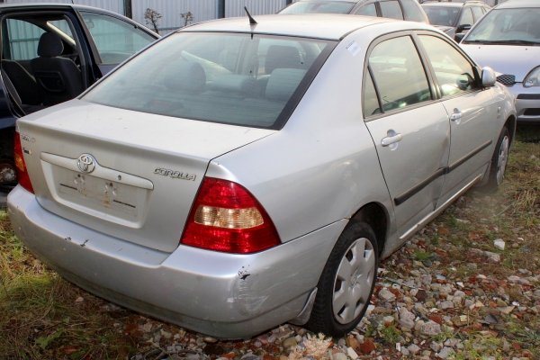 Drzwi tył lewe Toyota Corolla E12 2002 Sedan (kod lakieru: 199)