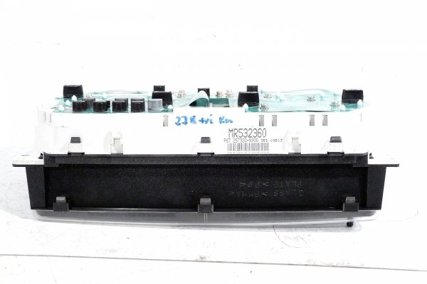 Licznik zegary Mitsubishi Pajero Pinin 2001 2.0GDI 