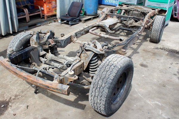 _Rama Nissan Navara D40 2007 2.5DCI