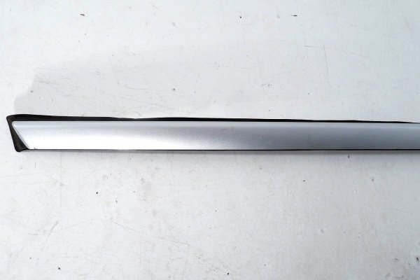 _Listwa szyby czołowej lewa Citroen C5 II 2009 Kombi