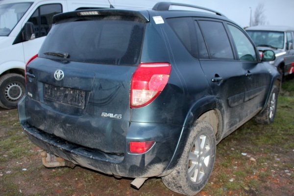 Amortyzator przód prawy Toyota Rav4 III XA30 2006 2.2D-CAT 2AD-FHV Suv 5-drzwi 
