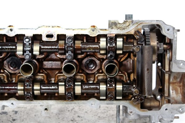 _Głowica Nissan Primera P11 Almera n16 Tino  1.8i 16V QG18