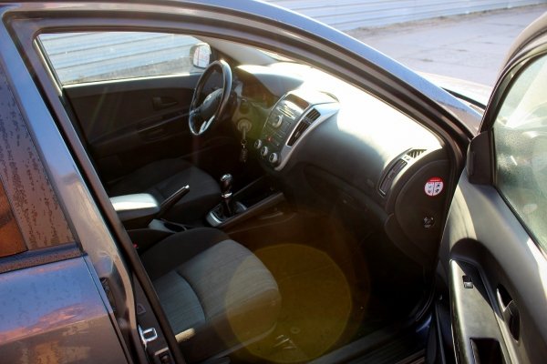 Fotel prawy Kia Ceed I Lift ED 2011 1.6CRDI D4FB Kombi