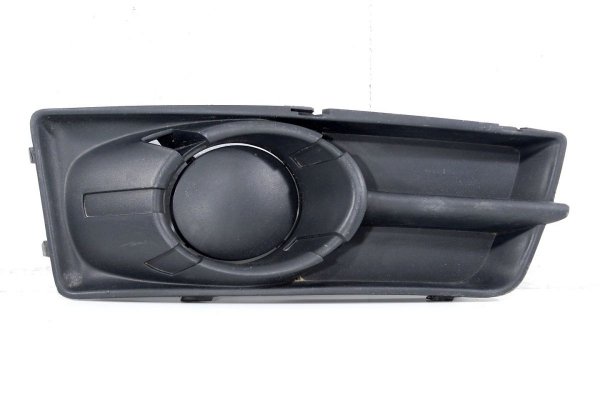 Atrapa zaślepka zderzaka prawa - Mitsubishi - Colt - zdjęcie 1