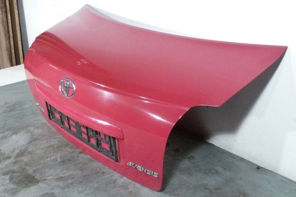 Klapa bagażnika tył Toyota Avensis T25 2005 2.0D4D 1CD-FTV Sedan