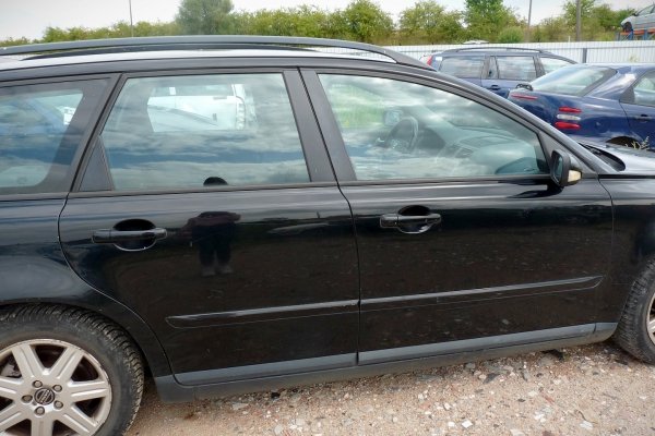 Fotel prawy pasażera Volvo V50 2004 Kombi 