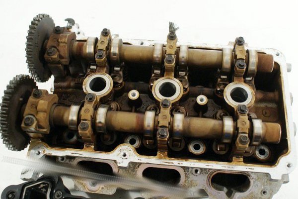 Głowica prawa Ford Taurus P5 1996-1999 3.0 V6 24V 203KM
