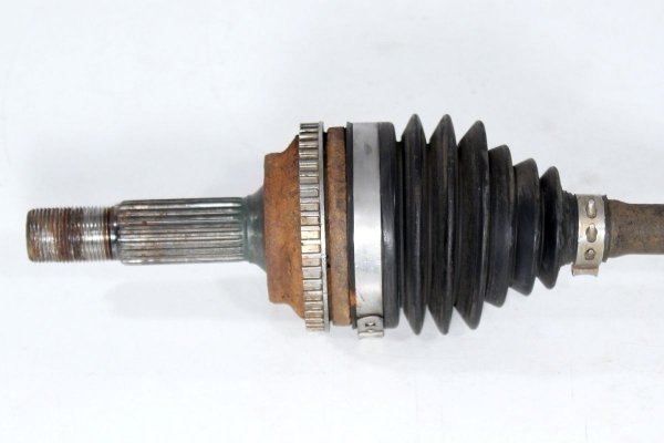 Półoś lewa Toyota Yaris XP10 1999-2005 1.0i 16V