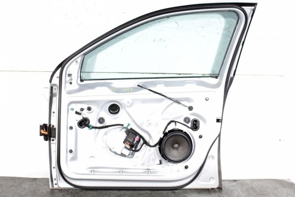 Drzwi przód prawe Volkswagen Golf V 1K 2007 Kombi (Kod lakieru: LA7W)