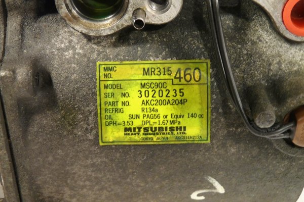 Sprężarka pompa klimatyzacji MItsubishi Space Star 1.3 2001