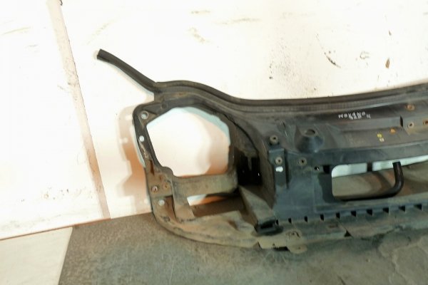 Pas przód Opel Vivaro A X83 Lift 2009 Bus