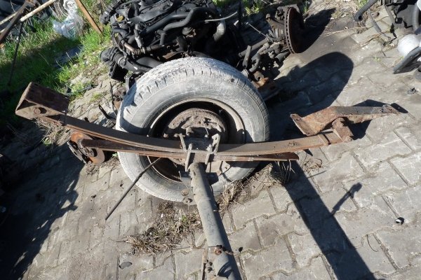 Oś belka zawieszenia tył  Peugeot J5 1991 2.5TD 