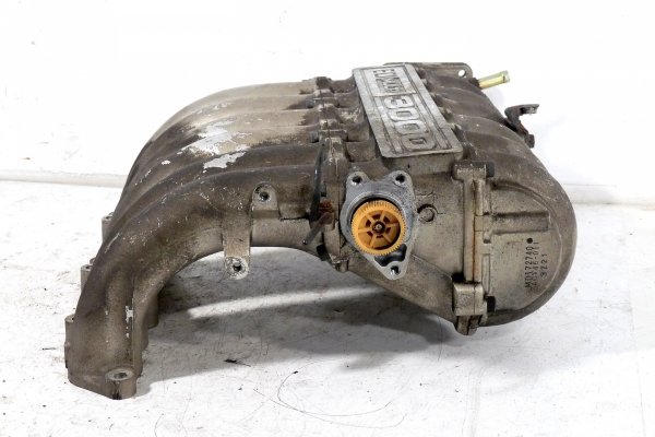 Kolektor ssący Mitsubishi Sigma 1994 3.0 V6 12V 6G72