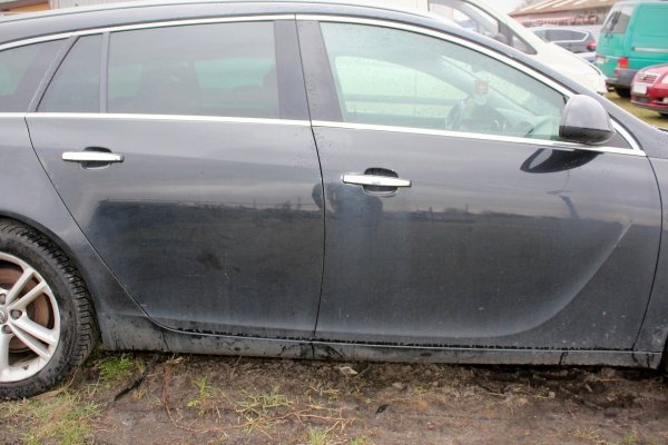Zderzak tył Opel Insignia A 2009 2.0CDTI A20DTH Kombi