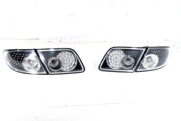 Lampy tył lewa + prawa Mazda 6 GG 2002-2007 Sedan