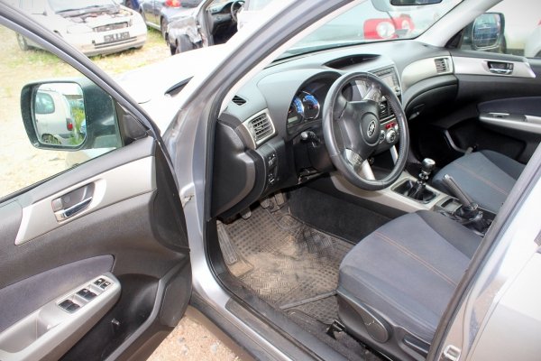 Reflektor lewy Subaru Forester III SH 2008 2.0D EE20Z 2008 Suv (xenon)