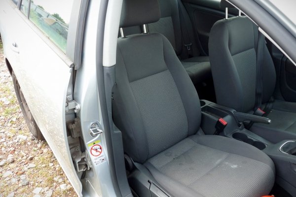 VW Golf V 1K 2007 1.9TDI BLS Kombi [A]