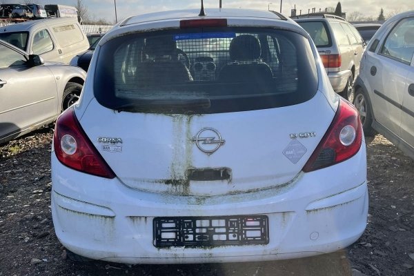 Lampa tył lewa  Opel Corsa D 2010 Hatchback 3-drzwi