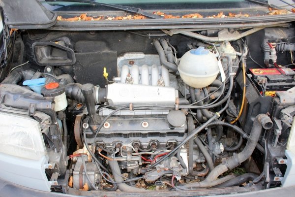 Drzwi tył prawe bagażnika skrzydło VW T4 Transporter Caravelle 1993
