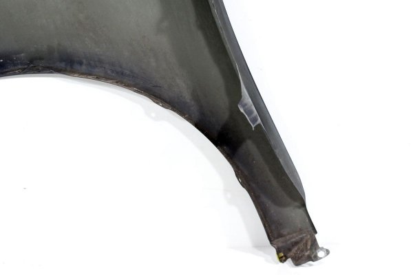 _Błotnik przód prawy Toyota Avensis T25 Lift 2006-2008