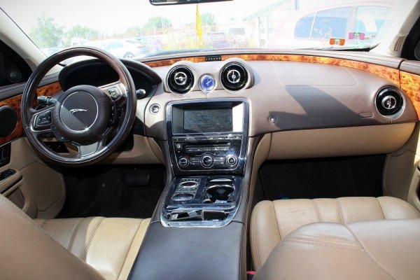 Szyba tył Jaguar XJ X351 2012 3.0D Sedan
