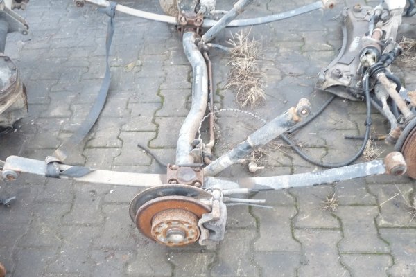 Belka zawieszenia tył VW Caddy 2K 2007 1.9TDI