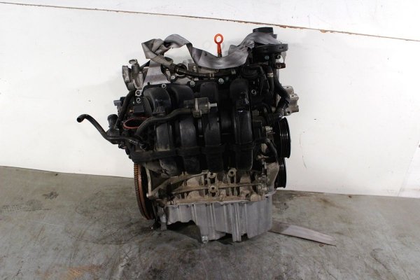 _Silnik VW Passat B6 2006 1.6FSI BLF