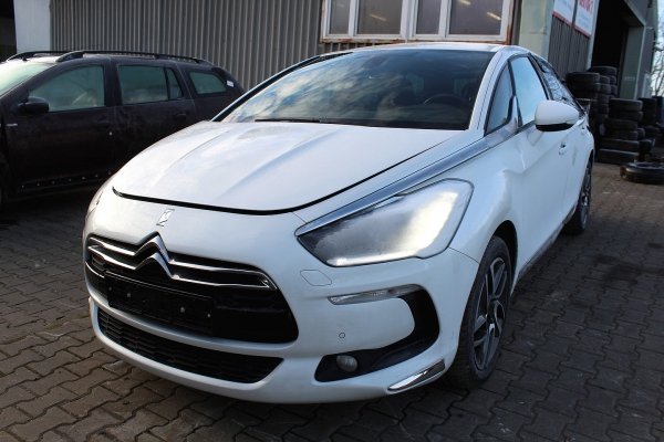 Drzwi przód prawe Citroen DS5 2014 (2011-2015) Hatchback 5-drzwi (kod lakieru: KWED)