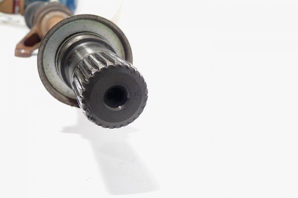 Półoś przód prawa Honda Accord VII 2005 2.0i