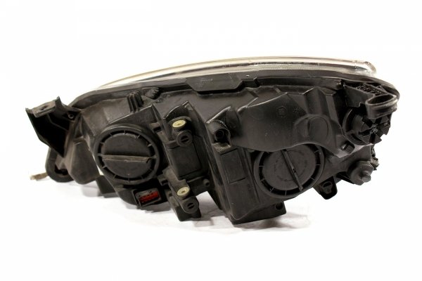 Reflektor prawy Opel Astra J 2009-2012 Kombi