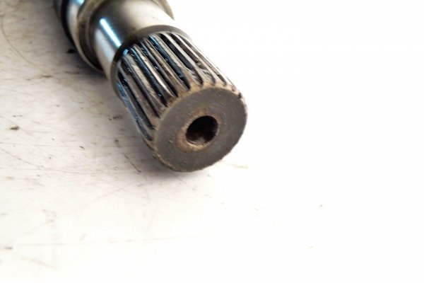 Półoś przód prawa długa Volvo V50 2004 2.0D D4204T