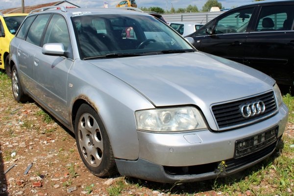 Audi A6 C5 2002 2.4i BDV Kombi [A]