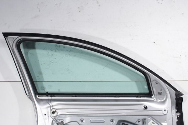 _Drzwi przód lewe Volvo V50 2005 Kombi