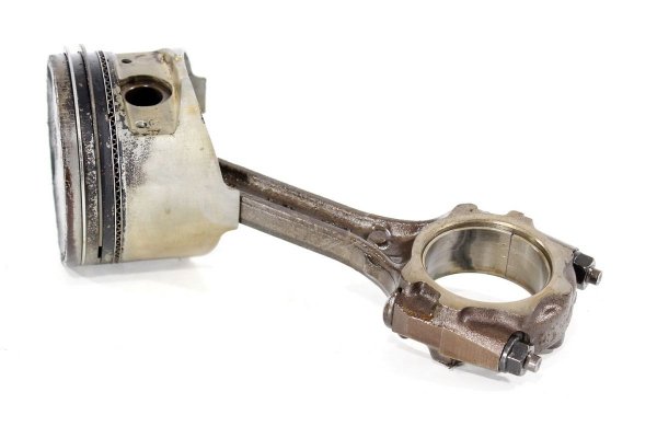 Tłok Hyundai Sonata EF 2001-2005 2.0i 16V