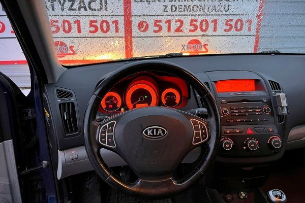 _Zderzak tył Kia Ceed I ED 2009 (2007-2009) Kombi (kod lakieru: ABYSS BLUE [A8])