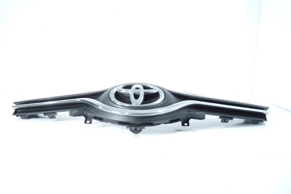 _Atrapa grill Toyota Yaris III XP13 Lift 2015 Hatchback 5-drzwi 