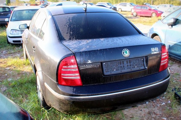 Skoda Superb 3U 2004 2.5TDI BDG Sedan [B]